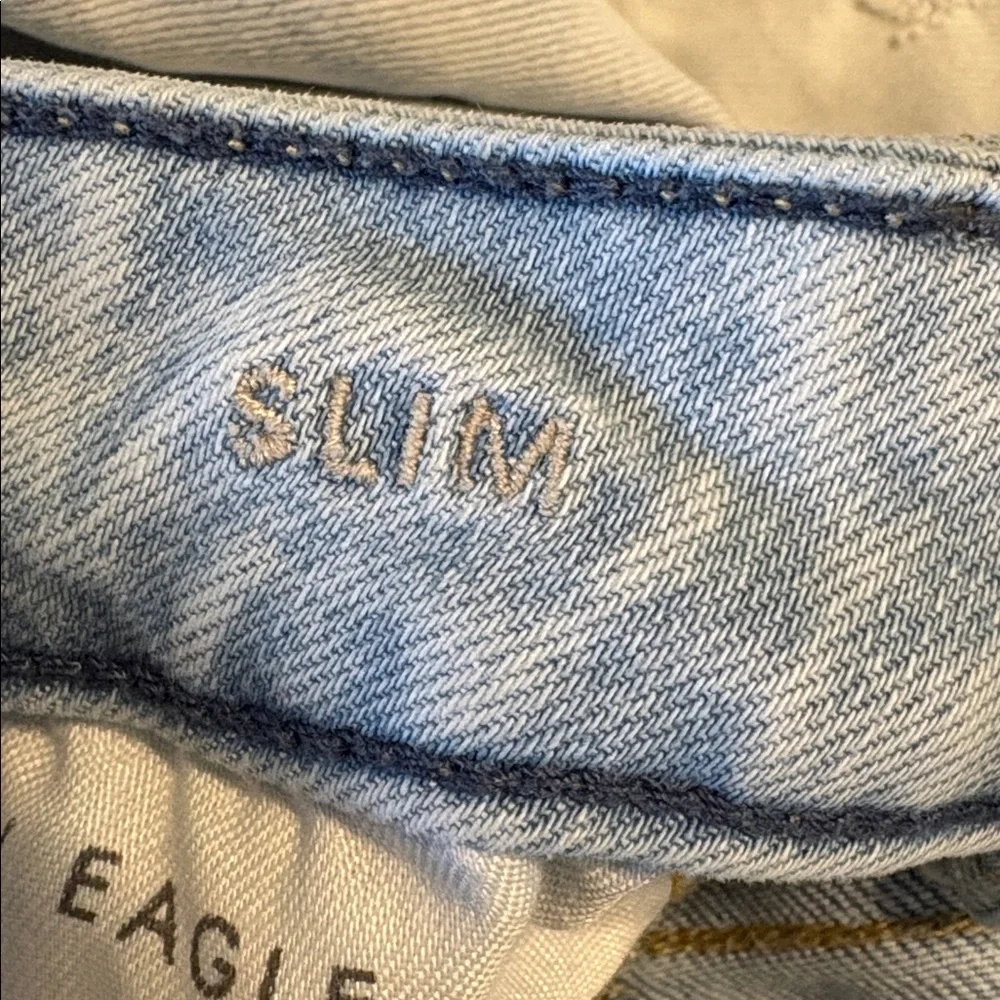American Eagle Light Wash Patched Skinny Jeans 28W 32L